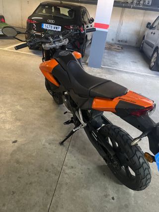 KSR Moto TW 125 Naranja