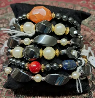 Pulseras Hematites y Perlas