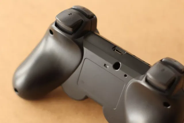 Mando PS3 Negro + Cable USB.