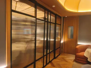 Puerta corredera cristal moderno