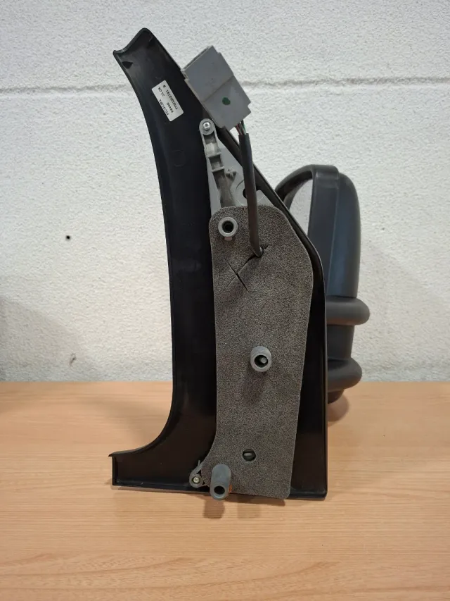 Retrovisor Izquierdo Renault Master 2