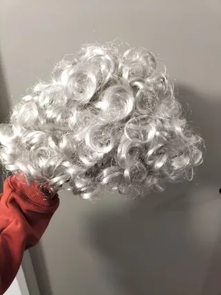 Peluca rizada disfraz plateada