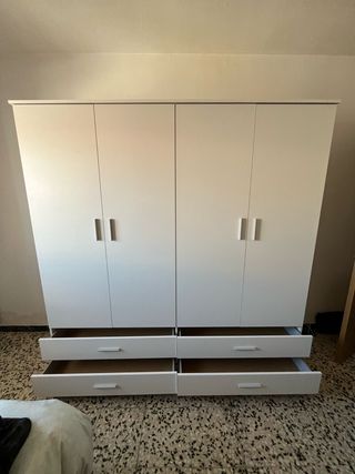Armario grande 4 puertas alta calidad 2x2