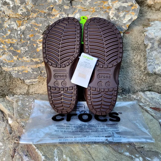 Crocs Marrones Unisex Talla 43/44