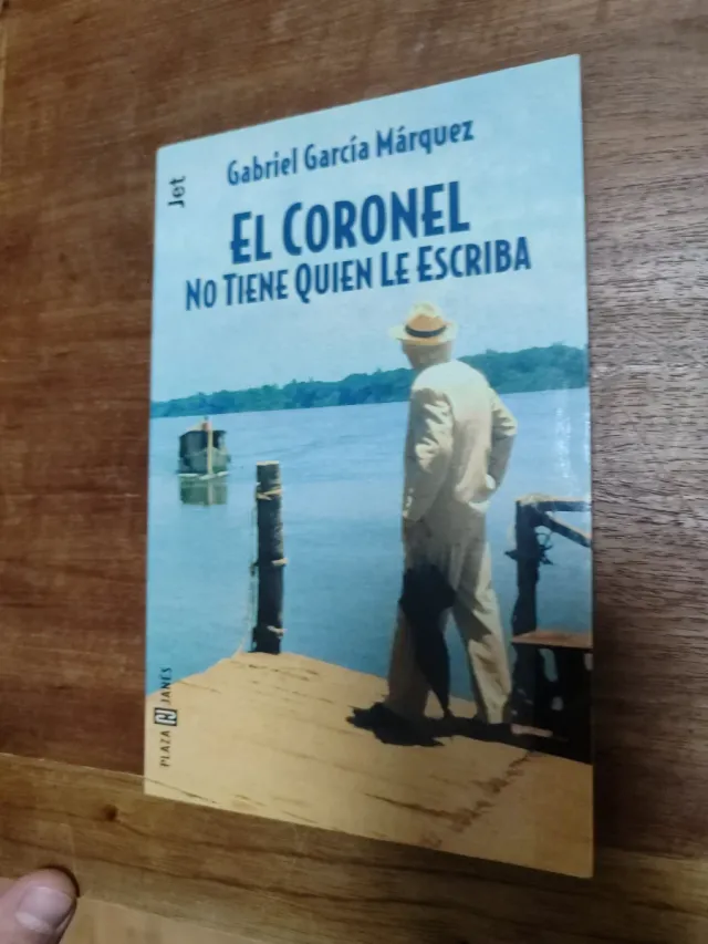 El coronel no tiene quien le escriba