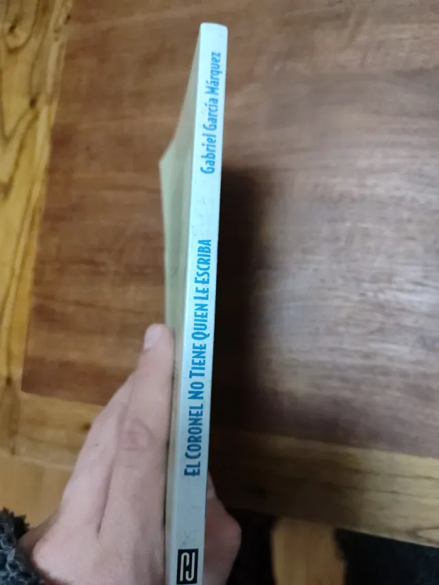 El coronel no tiene quien le escriba