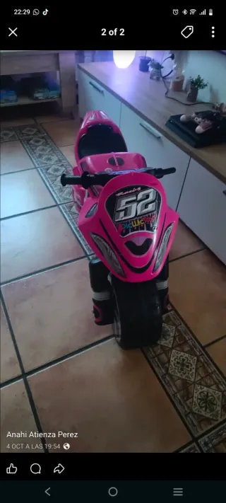 Moto de plástico rosa para niños