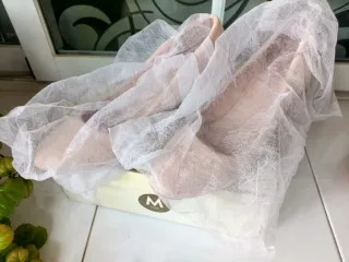 Nuevos. Zapatos color nude