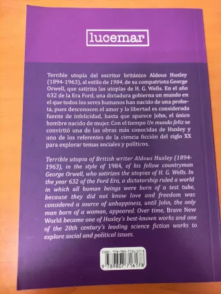 UN MUNDO FELIZ - BILINGUE