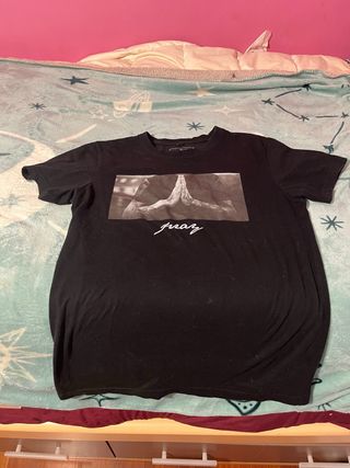 Camiseta Negra Pray