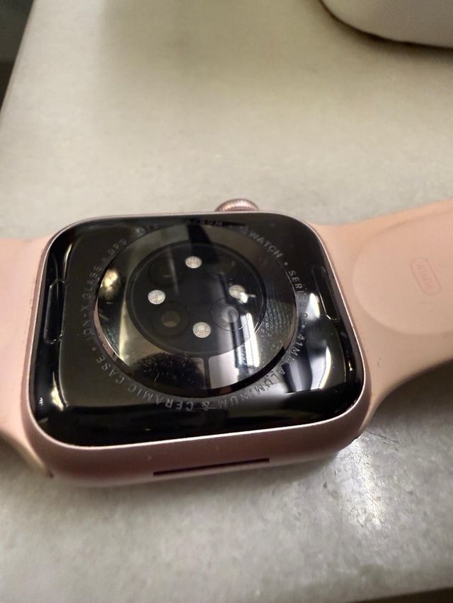 Apple Watch Series 9 GPS + LTE 41mm Rosa