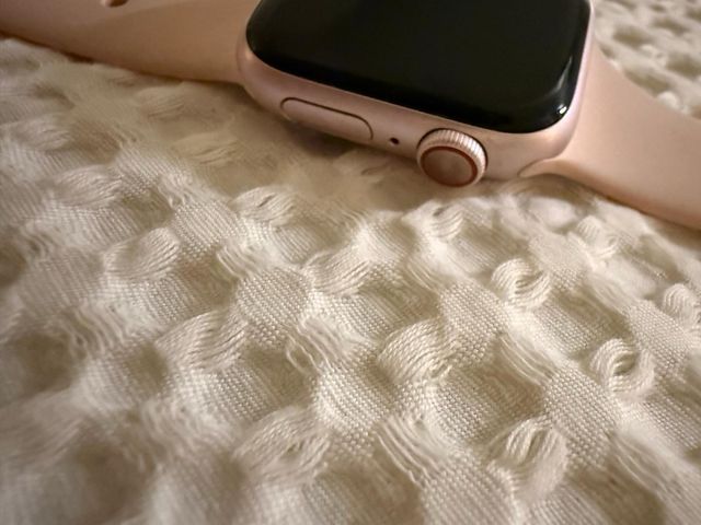 Apple Watch Series 9 GPS + LTE 41mm Rosa