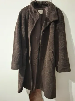 Abrigo de lana marrón