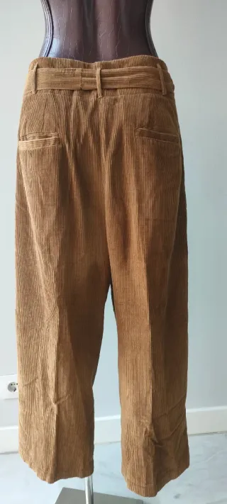 Pantalón pana marrón