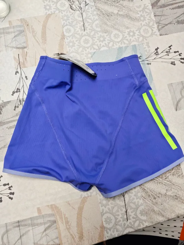 Shorts Adidas Adizero Morado y Verde
