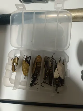 Equipo pesca tres carretes mitchell