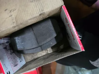 Discos y pastillas freno 5x100 Brembo