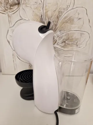 Cafetera Dolce Gusto Blanca