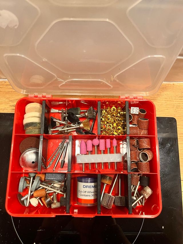 Lote Accesorios Dremel: Puntas y Discos