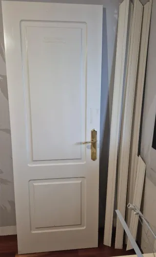 Lote 9 puertas + 1 fijo lacadas blancas