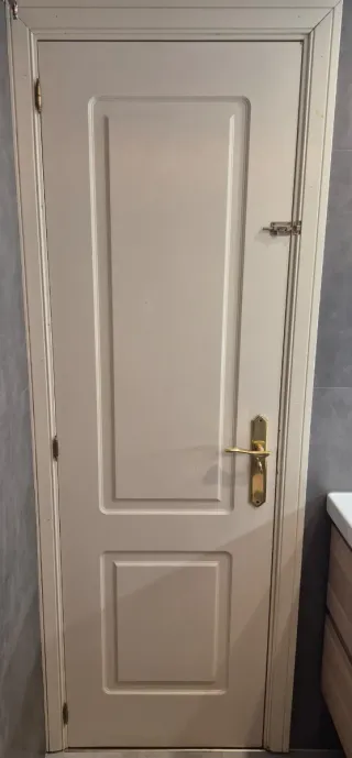 Lote 9 puertas + 1 fijo lacadas blancas