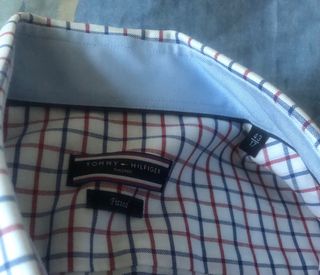 Camisa Tommy Hilfiger Fitted Blanca rayas azul roj