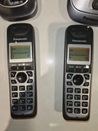 2 Teléfonos Inalámbricos Panasonic