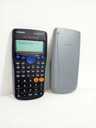 Calculadora Científica Casio fx-82ES PLUS