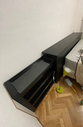 Cabecero in legno IKEA Malm con comodini estraibili