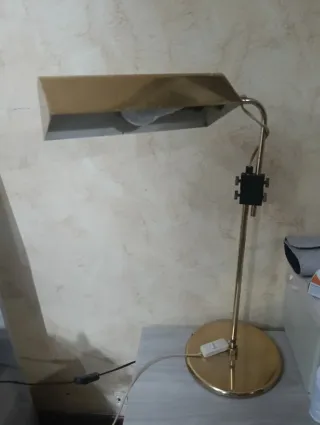 Lampada da tavolo vintage ottone