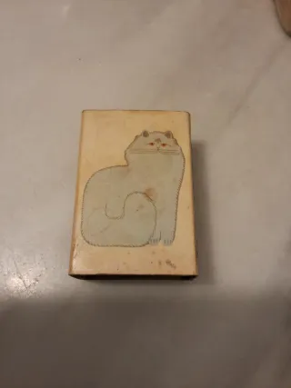 Antigua caja de cerillas