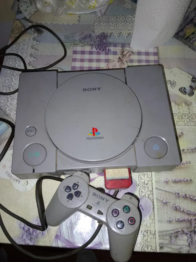 Playstation 1 Gris Sony primera edición