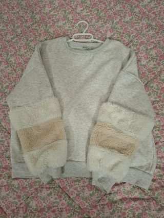 Sudadera Stradivarius Beige y Gris Talla M