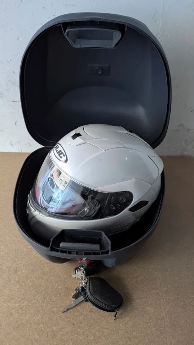 Baúl Moto 45L Casi Nuevo