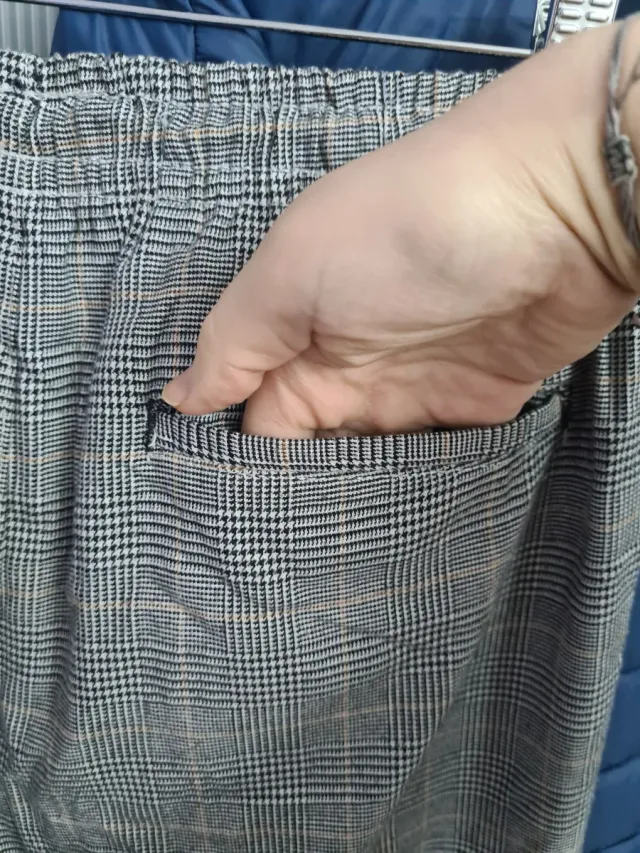 Jaqueta Azul Inextenso Tamanho L + Calça Cinza M