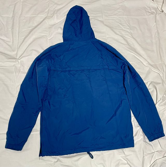 Cazadora azul con capucha - PULL & BEAR