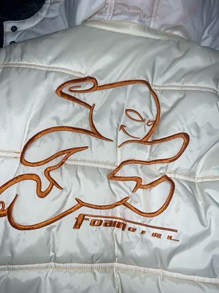 Abrigo Foam Gum Blanco