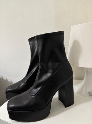 Botas tacón plataforma Stradivarius