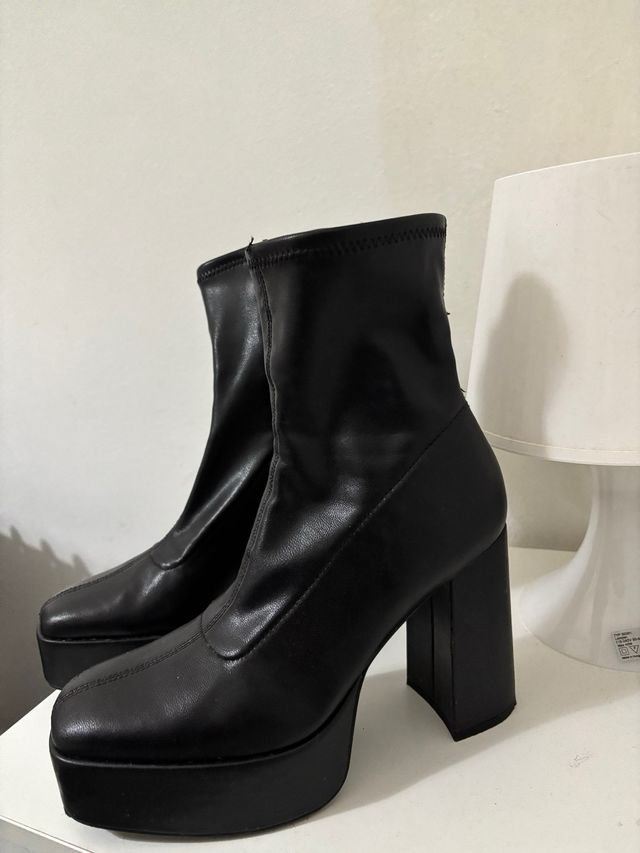 Botas tacón plataforma Stradivarius