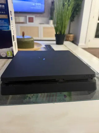 Consola Sony PS4 Negra 1 tb