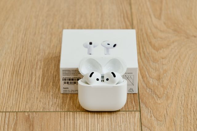 Profilo Top | Apple AirPods 4 Originali