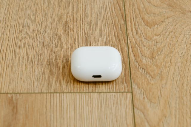 Profilo Top | Apple AirPods 4 Originali