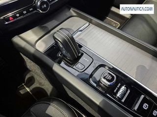 Volvo XC60 t6 twin recharge r-design