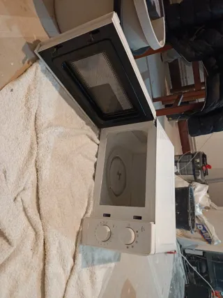 Microondas Taurus Compacto 20L 700W