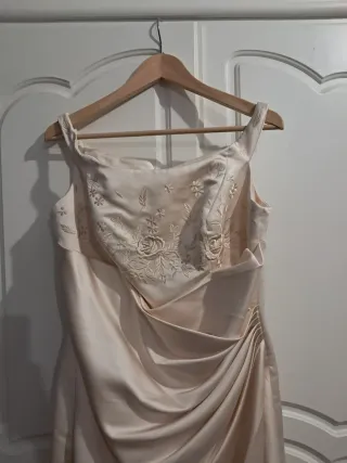 Traje de Novia Beige/Blanco
