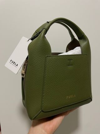 Borsa Furla verde oliva nuova con cartellino