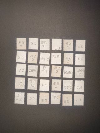 Elisabetta II - Lotto 30 Francobolli Perfin