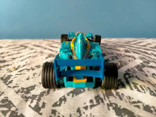 Coche Scalextric Renault R24 2004