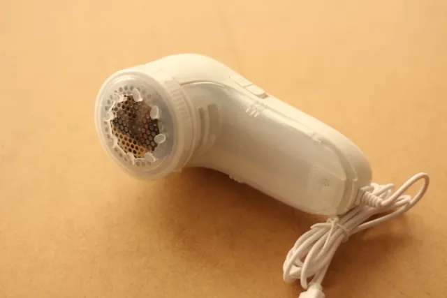 Eliminador de pelusas / Quitapelusas eléctrico USB