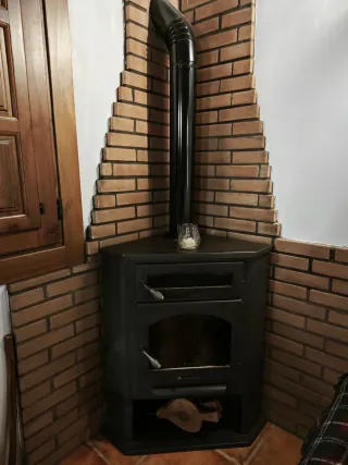 Estufa de leña Juan Panadero Negra